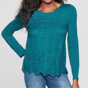 • Lace Long Sleeve Blouse •